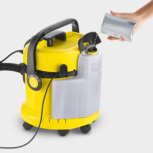 Μηχανή Πλύσης Υφασμάτινων Επιφανειών SE 4001+ Πέλμα Χειρός +Καθαριστικό Kärcher