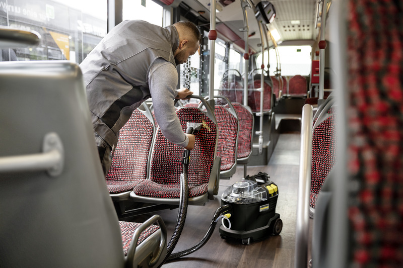 Μηχανή ψεκασμού-αναρρόφησης Puzzi 8/1 Go!Further Karcher - 2