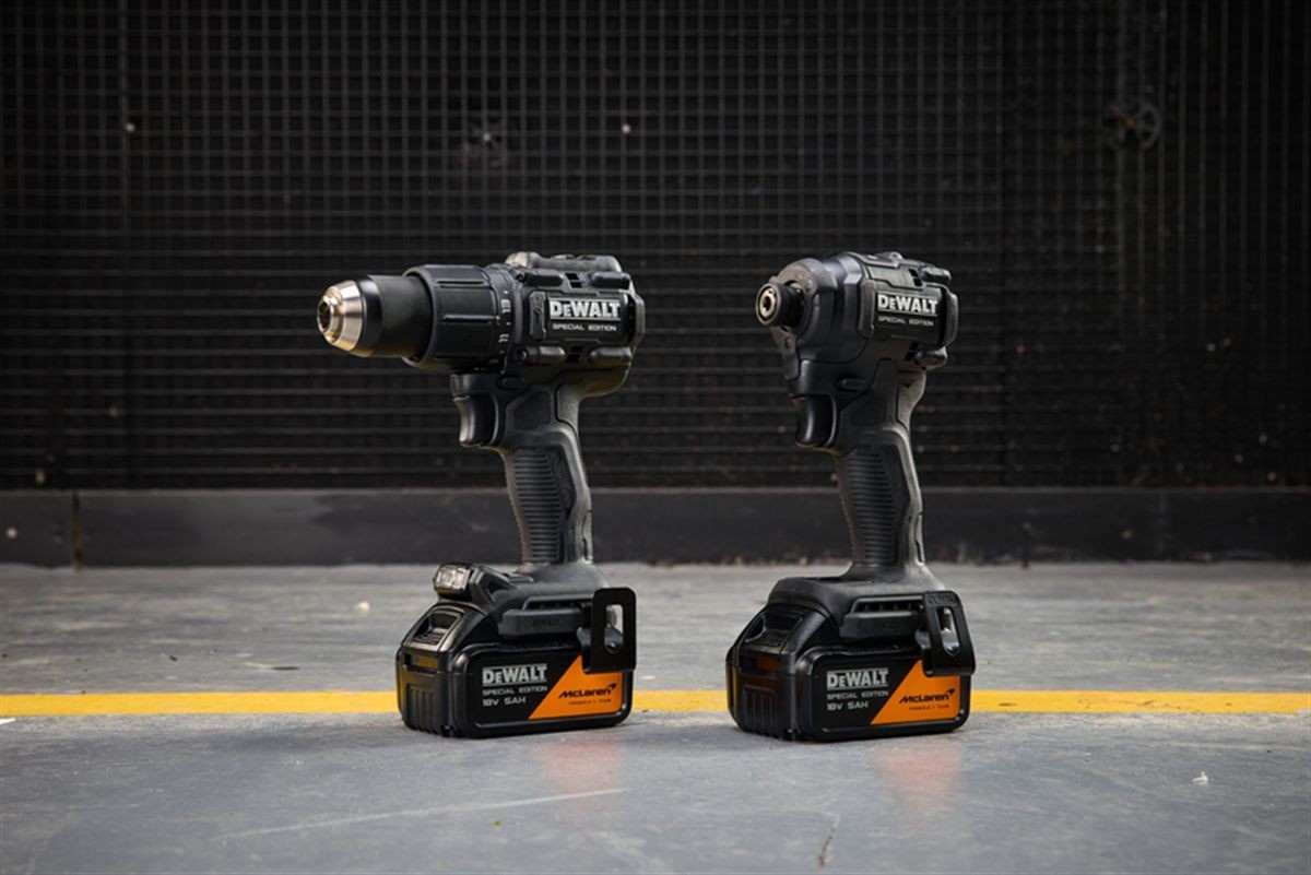 Σετ Κρουστικό Δραπανοκατσάβιδο & Παλμικό Κατσαβίδι McLaren XR 18V με Μπαταρίες και Φορτιστη (2x5 Ah) Dewalt - 4
