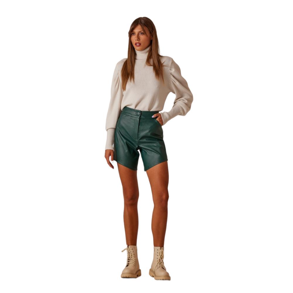 MIND MATTER SOMMER Asymmetric faux leather shorts 2022W022