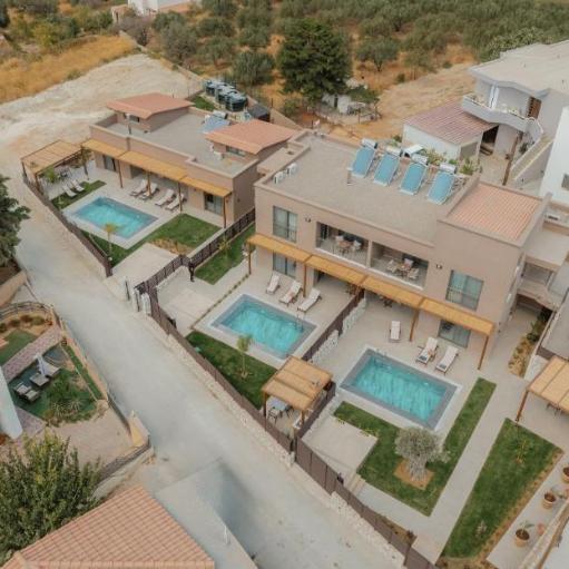 kalles homes & suites