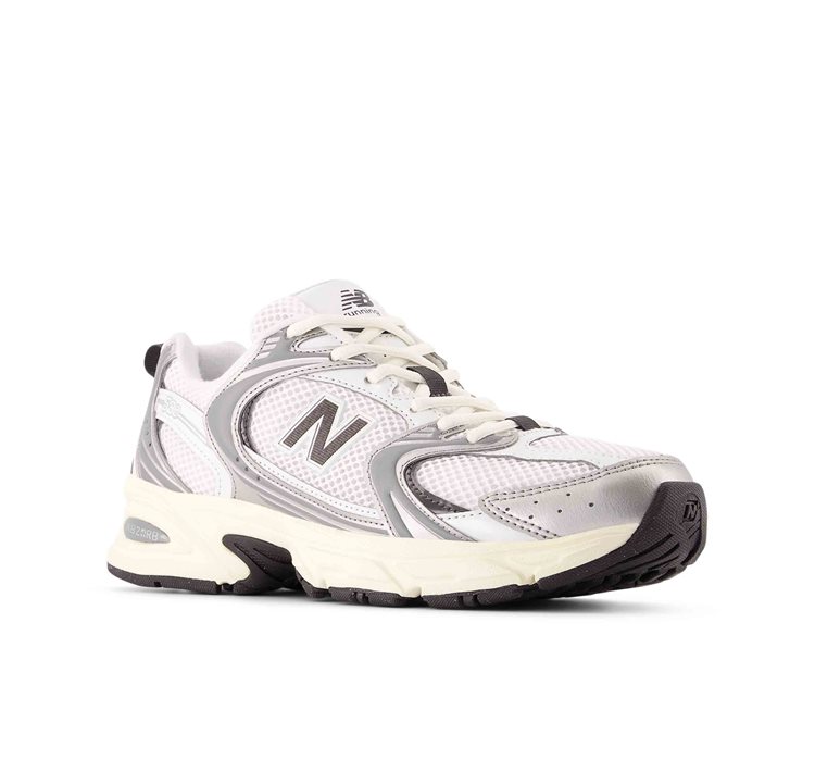 NEW BALANCE SNEAKERS U530ESA