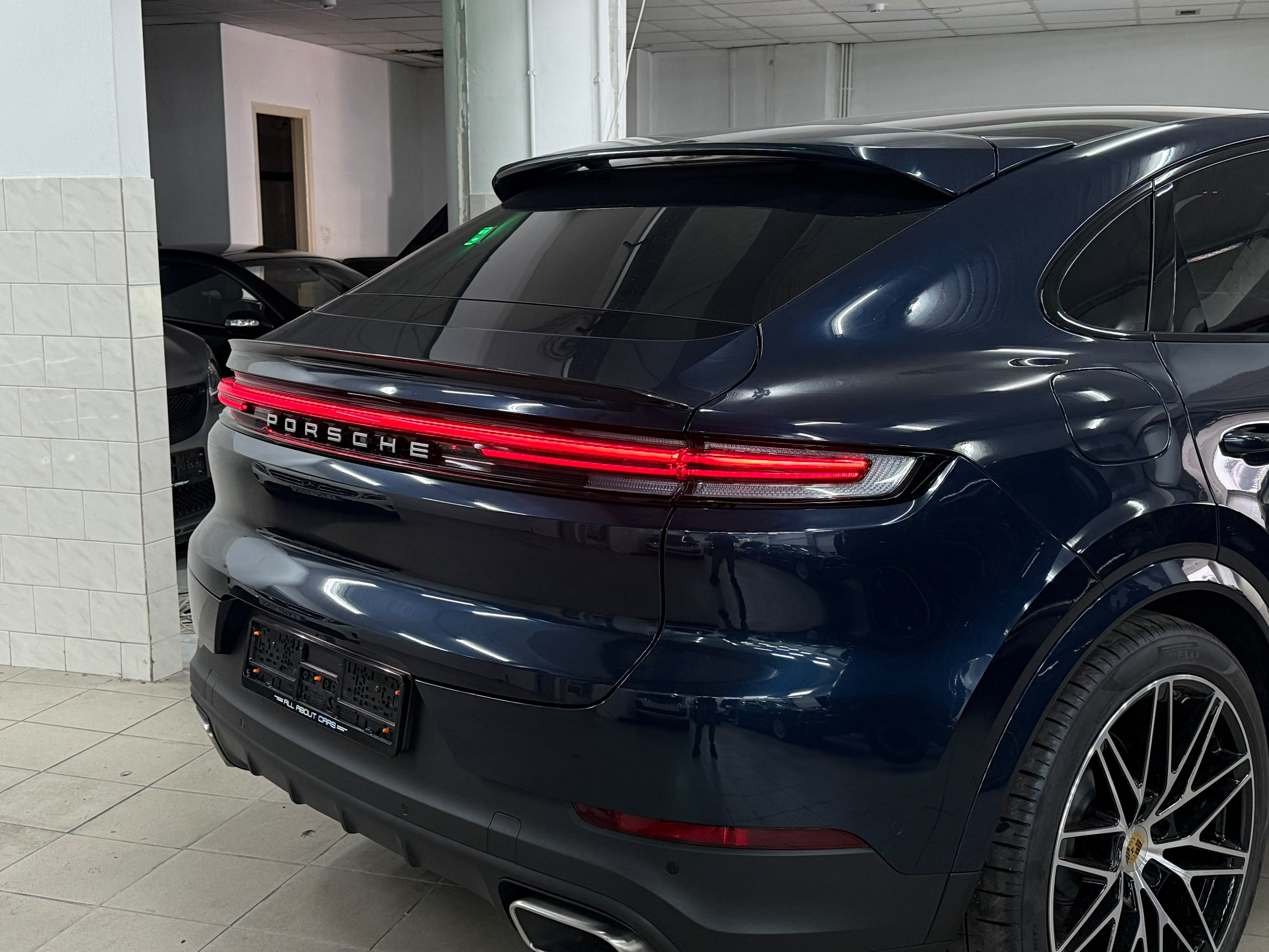 Porsche Cayenne 2023 E-HYBRID ΕΤΟΙΜΟΠΑΡΑΔΟΤΟ 12 ΑΤΟΚΕΣ ΔΟΣΕΙΣ
