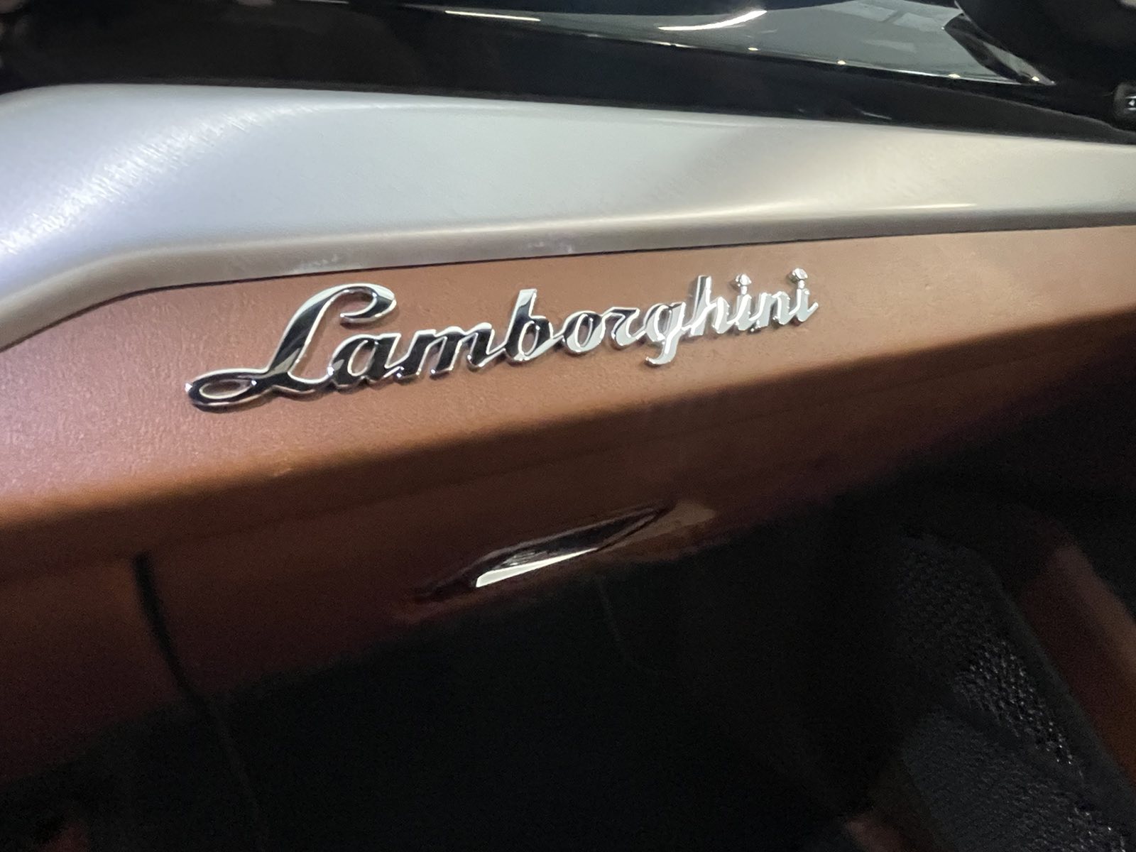 Lamborghini Urus 2020 Novitec Carbon Pack Panorama 650hp ΕΤΟΙΜΟΠΑΡΑΔΟΤΟ-21