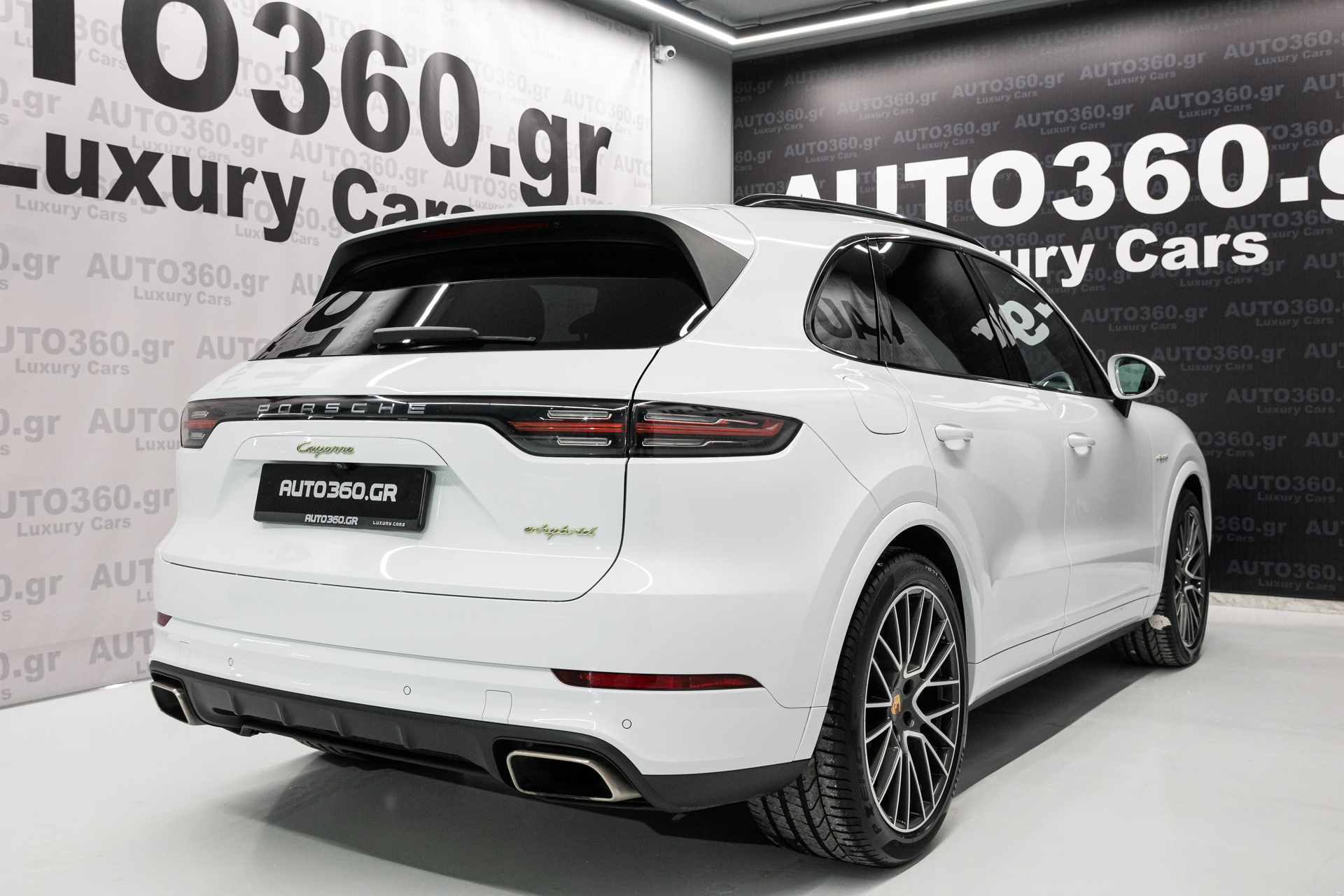 Porsche Cayenne hybrid(Petrol-Electric) Plug-in Hybrid '18  ΕΤΟΙΜΟΠΑΡΑΔΟΤΟ