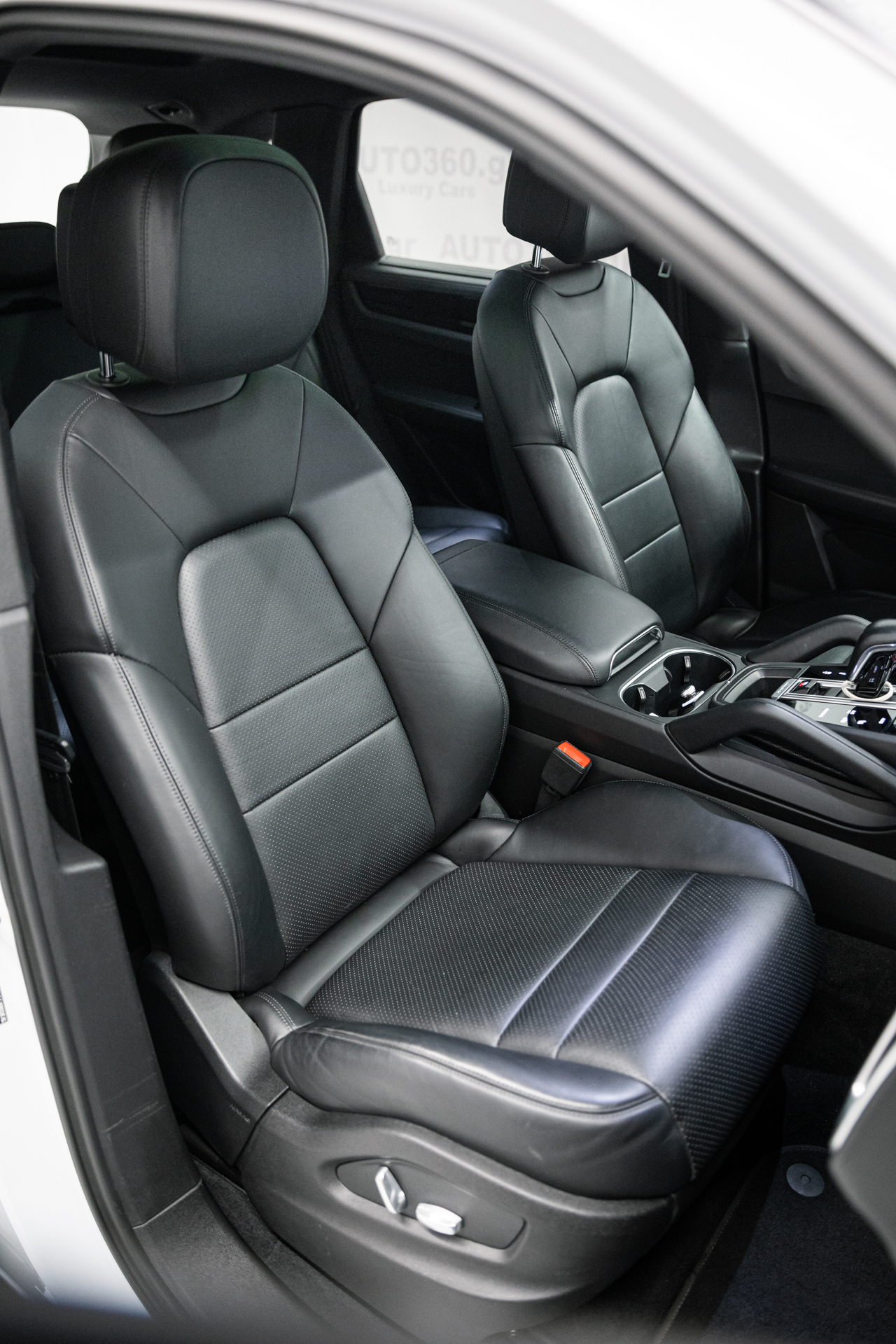 Porsche Cayenne hybrid(Petrol-Electric) Plug-in Hybrid '18  ΕΤΟΙΜΟΠΑΡΑΔΟΤΟ-23