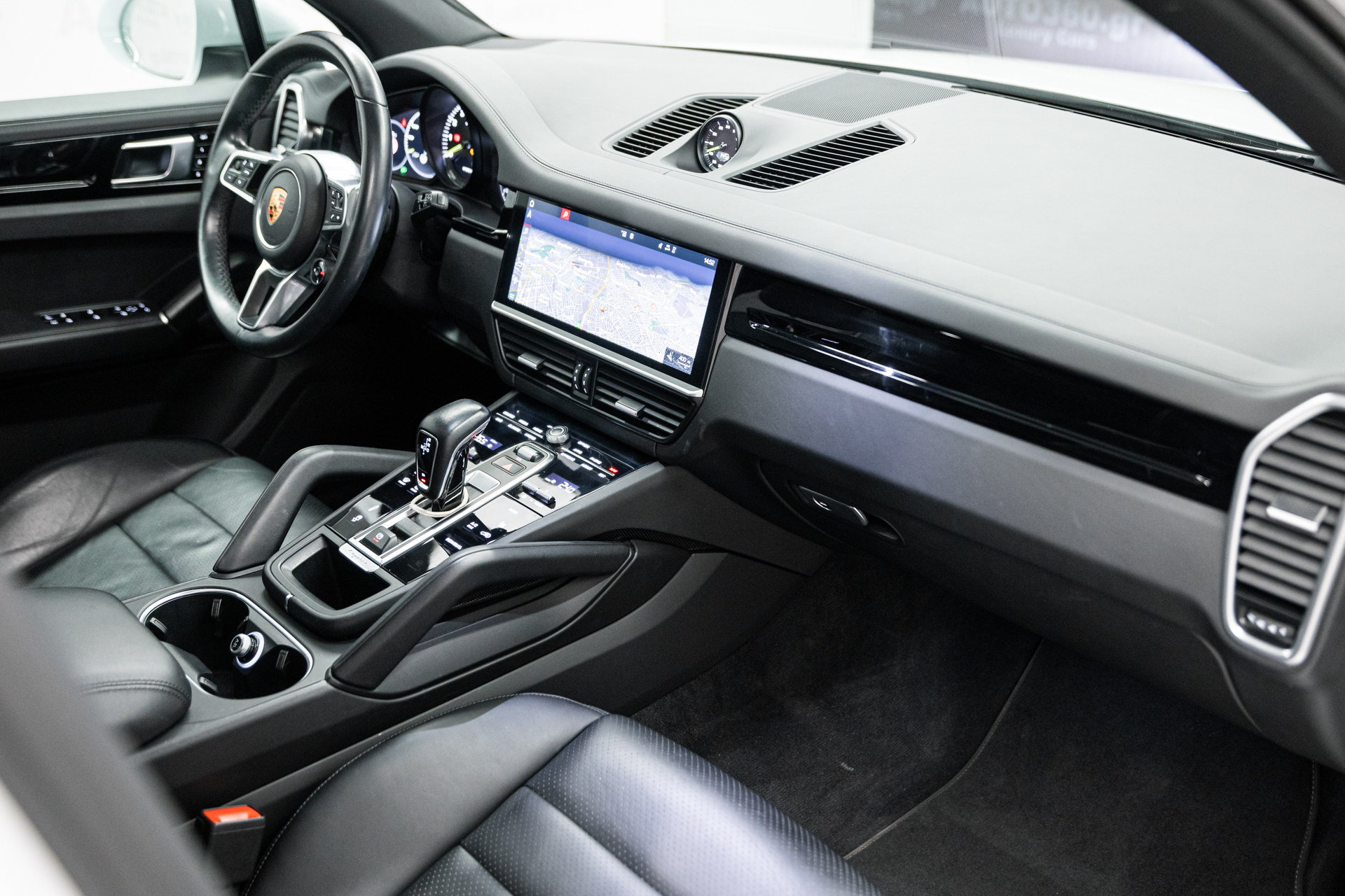 Porsche Cayenne hybrid(Petrol-Electric) Plug-in Hybrid '18  ΕΤΟΙΜΟΠΑΡΑΔΟΤΟ-26