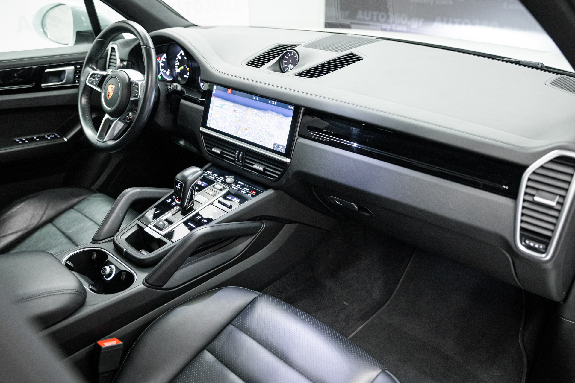 Porsche Cayenne hybrid(Petrol-Electric) Plug-in Hybrid '18  ΕΤΟΙΜΟΠΑΡΑΔΟΤΟ-44