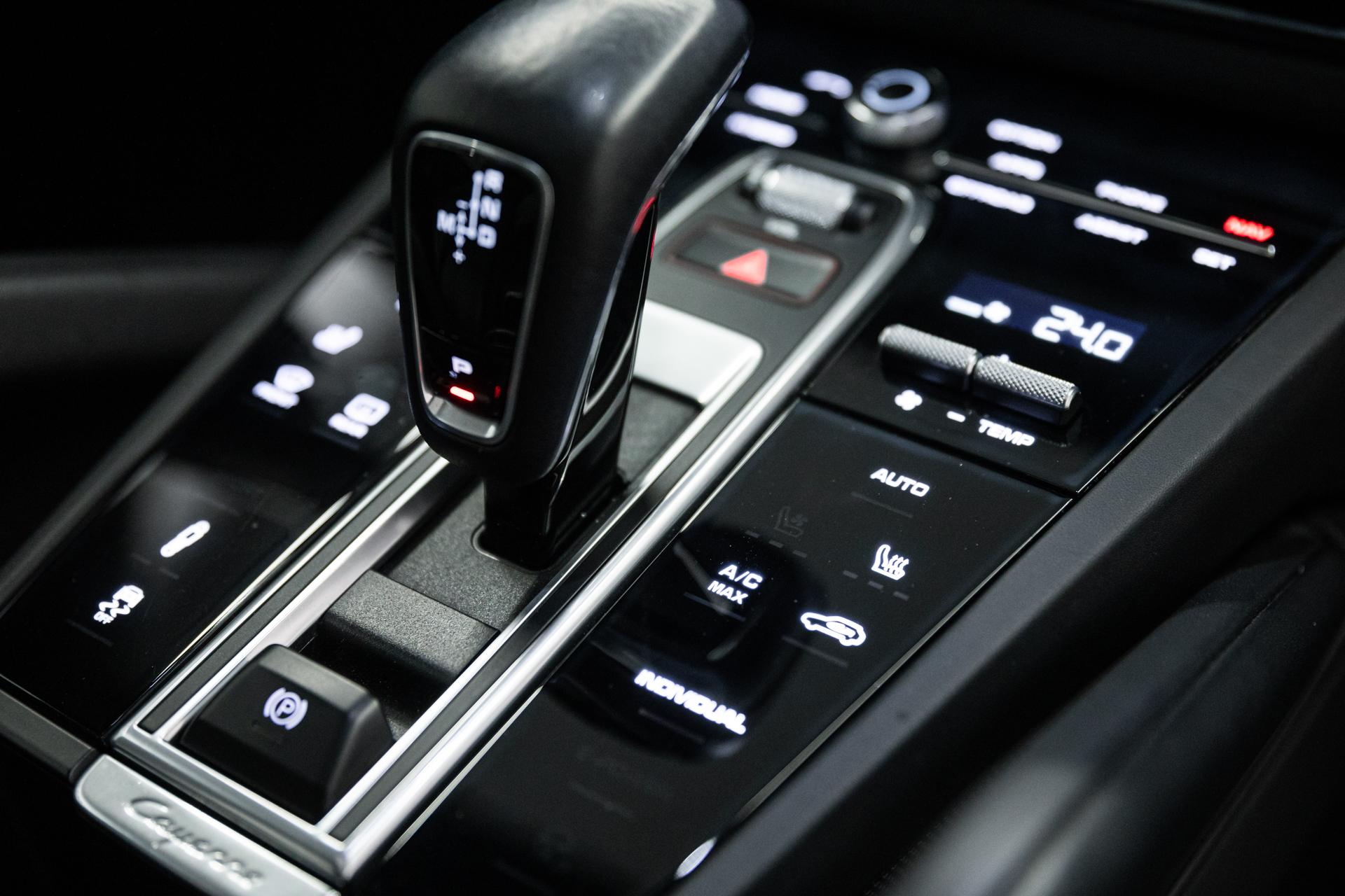 Porsche Cayenne hybrid(Petrol-Electric) Plug-in Hybrid '18  ΕΤΟΙΜΟΠΑΡΑΔΟΤΟ-47