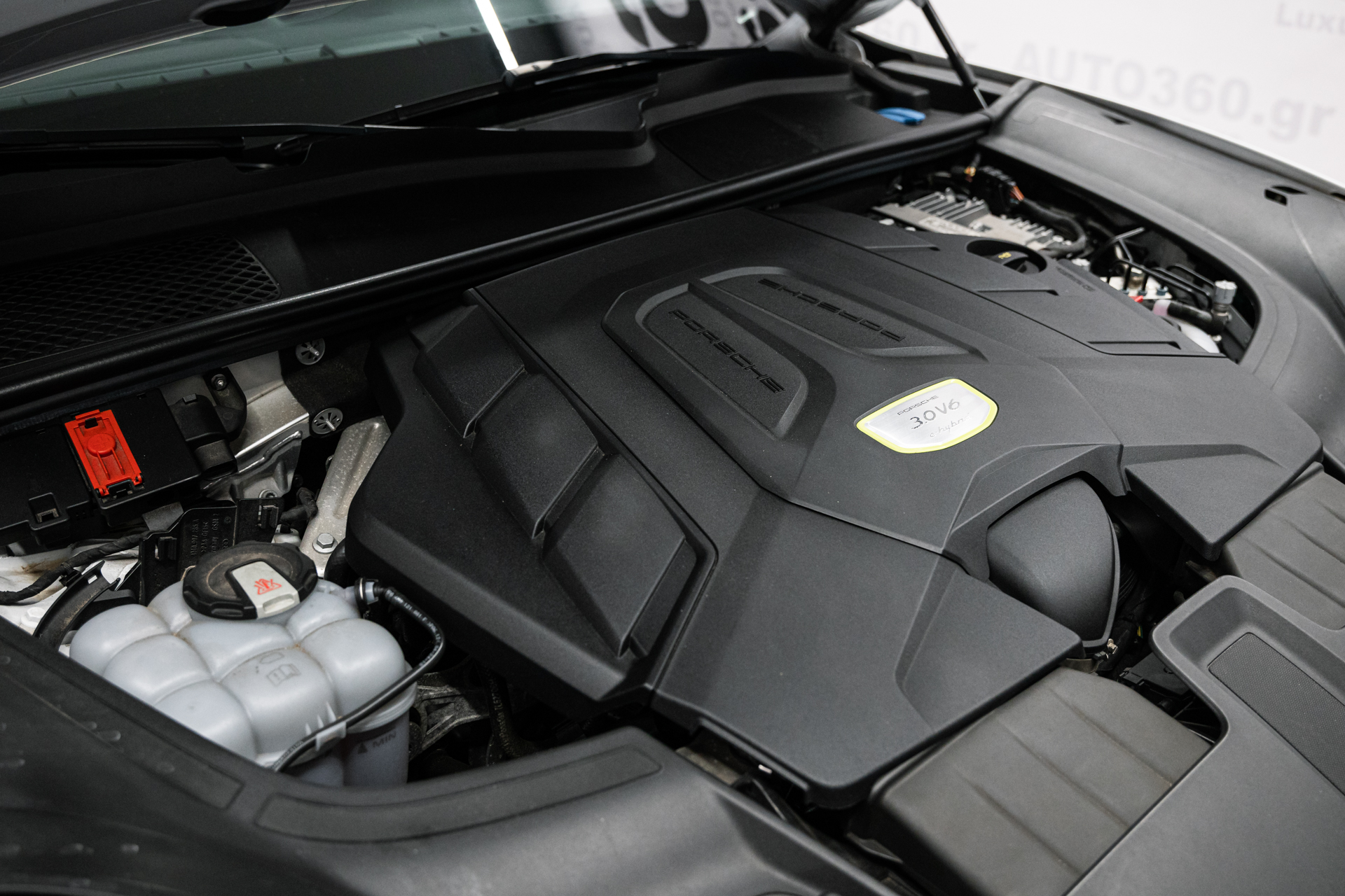 Porsche Cayenne hybrid(Petrol-Electric) Plug-in Hybrid '18  ΕΤΟΙΜΟΠΑΡΑΔΟΤΟ-67