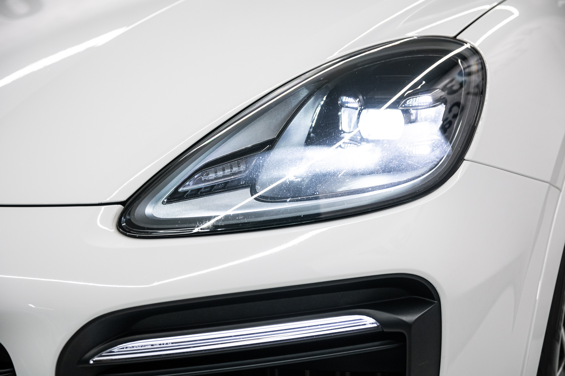 Porsche Cayenne hybrid(Petrol-Electric) Plug-in Hybrid '18  ΕΤΟΙΜΟΠΑΡΑΔΟΤΟ