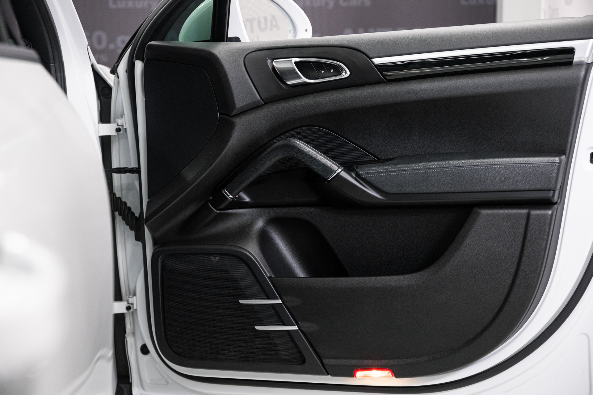 Porsche Cayenne 2015 E- HYBRID PLUG IN PANORAMA  ΕΤΟΙΜΟΠΑΡΑΔΟΤΟ-38