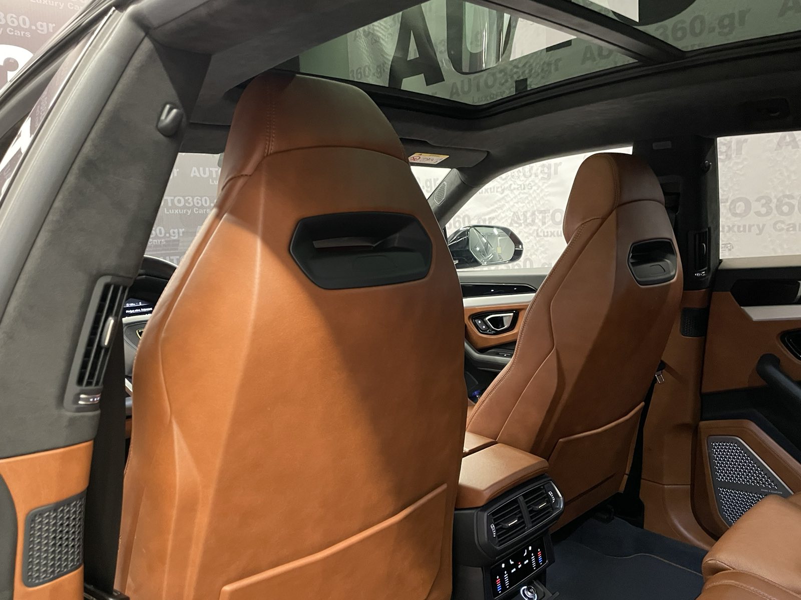 Lamborghini Urus 2020 Novitec Carbon Pack Panorama 650hp ΕΤΟΙΜΟΠΑΡΑΔΟΤΟ-34