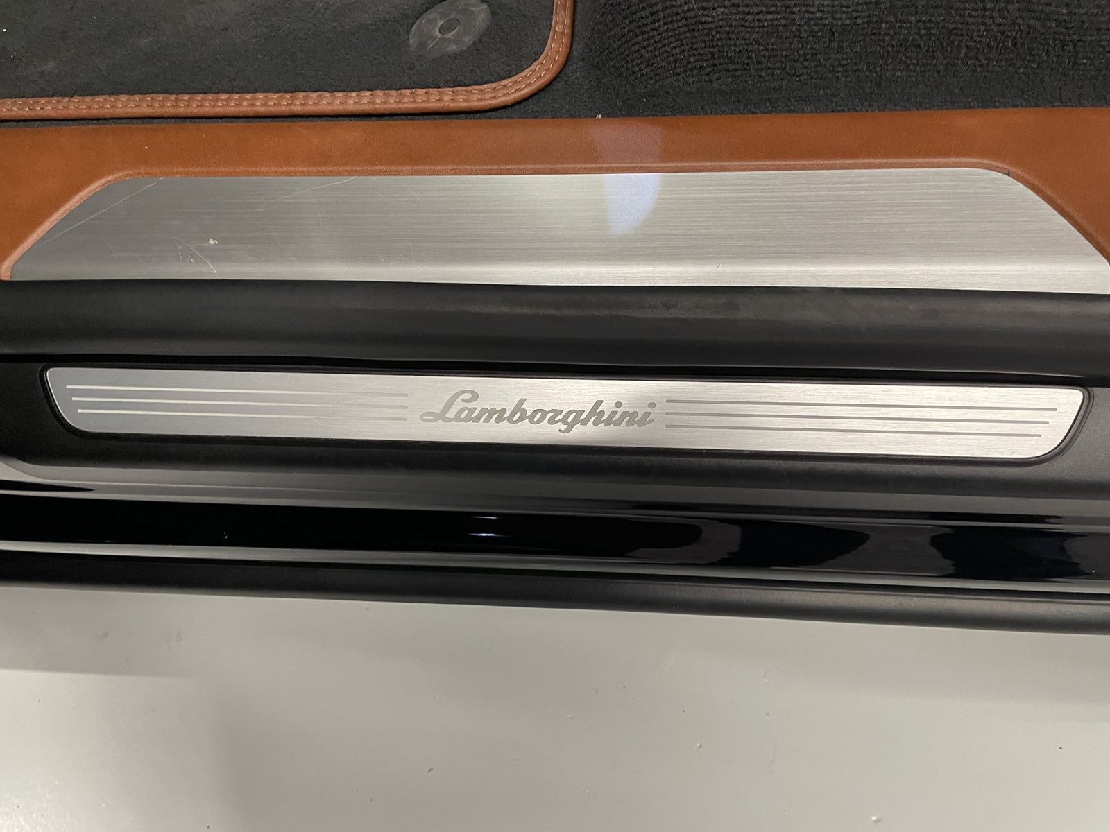 Lamborghini Urus 2020 Novitec Carbon Pack Panorama 650hp ΕΤΟΙΜΟΠΑΡΑΔΟΤΟ-30