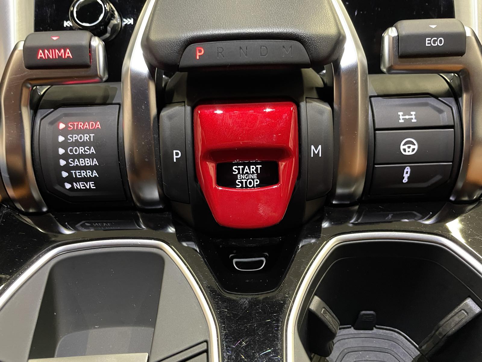 Lamborghini Urus 2020 Novitec Carbon Pack Panorama 650hp ΕΤΟΙΜΟΠΑΡΑΔΟΤΟ-17