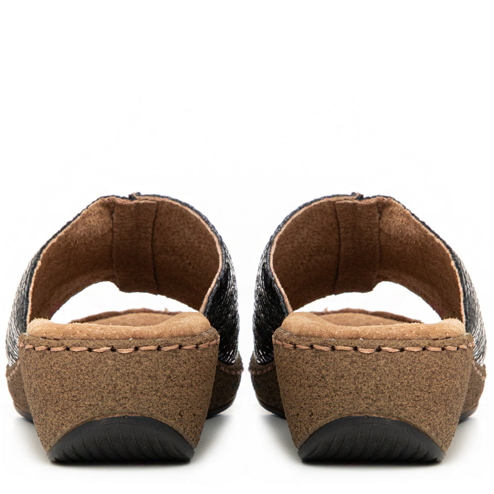 Γυναικεία παντόφλα αντομική  δέρμα Adams Shoes 1-591-22023-29