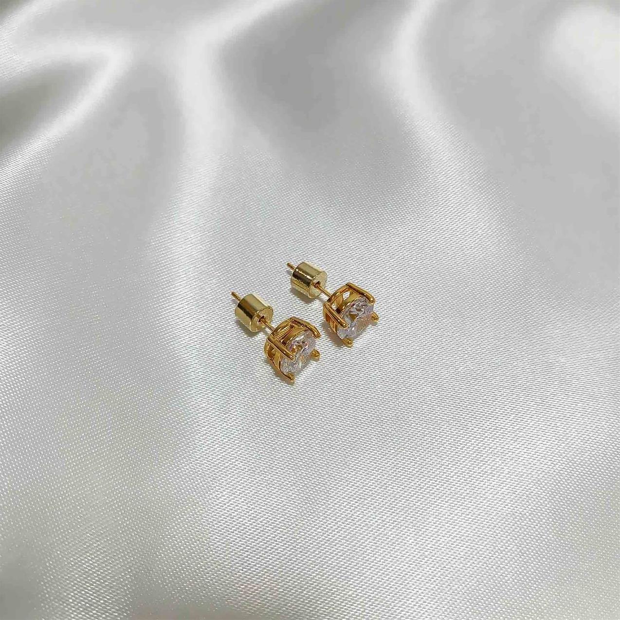 Σκουλαρίκια Επιχρυσωμένα 18Κ “Καρφωτά Με Ζιργκόν 9mm”4700109-18 Aventis Jewelry