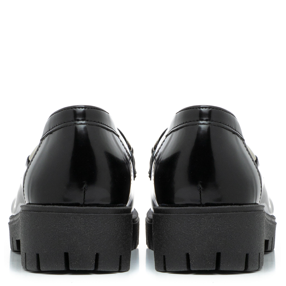 Γυναικείο Loafer σε μαύρο χρώμα Aventis Shoes 511