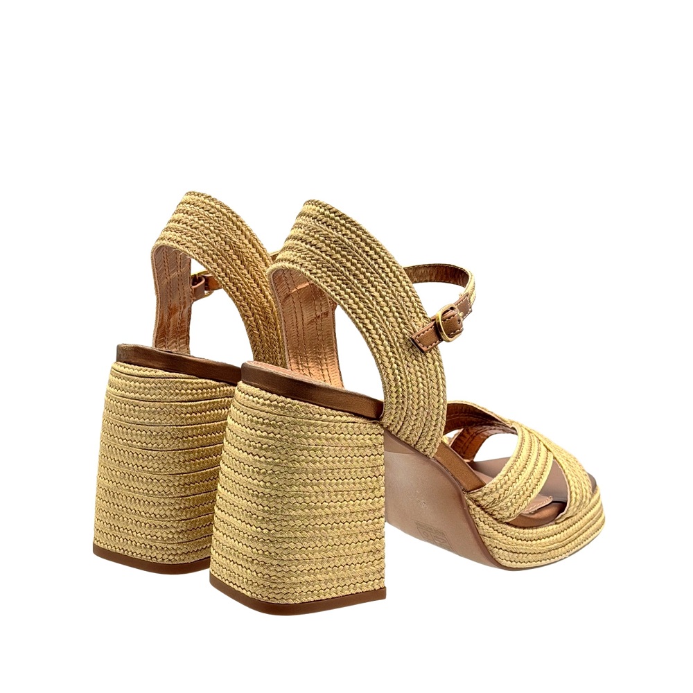 Γυναικείο πέδιλο σε χρυσό μπρονζέ χρώμα EXE  W45940205743 Collection SS 2026
