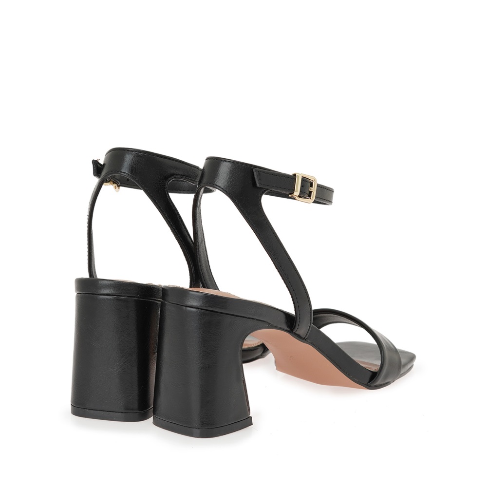 Γυναικείο πέδιλο σε μαύρο χρώμα EXE  W47002554G15  Collection SS 2026