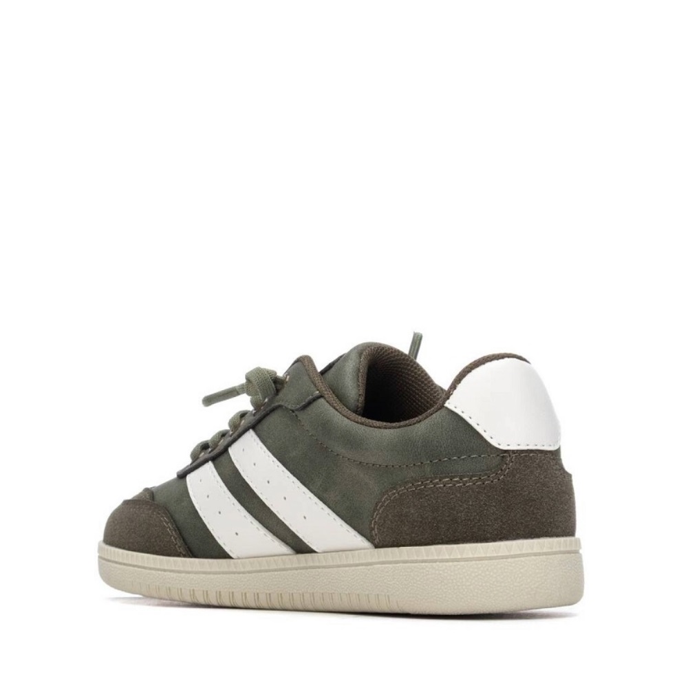 Παιδικό sneaker σε χακί χρώμα Xti Kids 153061 Collection SS 2026