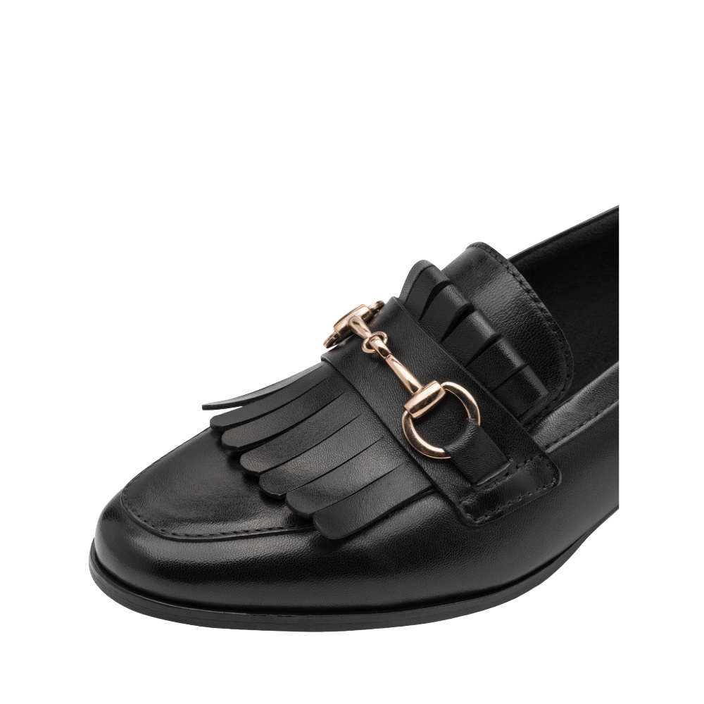 Γυναικείο μοκασίνι δέρμα σε μαύρο χρώμα Marco Tozzi Collection FW 2026