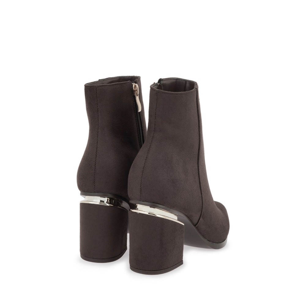 Γυναικείο μποτάκι σε καφέ καστόρι  EXE Χ327Ε2414504 Collection Fall/Winter 2026/27