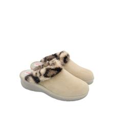 Γυναικεία χειμερινή παντόφλα Adams Shoes  1-754-26544-27 2