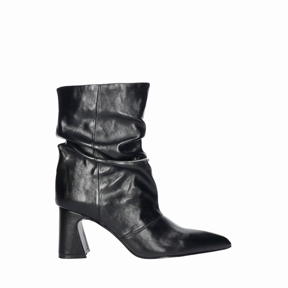Γυναικείο μποτάκι σε μαύρο χρώμα EXE  Χ37000534001 Collection Fall/Winter 2026/27
