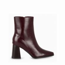 Γυναικείο μποτάκι σε μπορντό χρώμα EXE  Collection Fall/Winter 2026/27