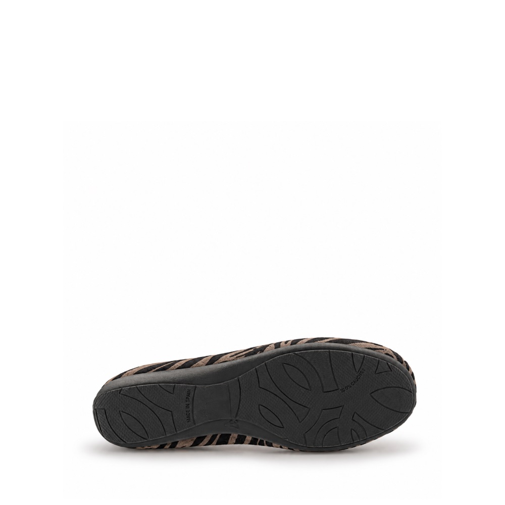 Γυναικεία κλειστή παντόφλα Adams Shoes 1-753-26517--28 Collection Fall/Winter 2026/27