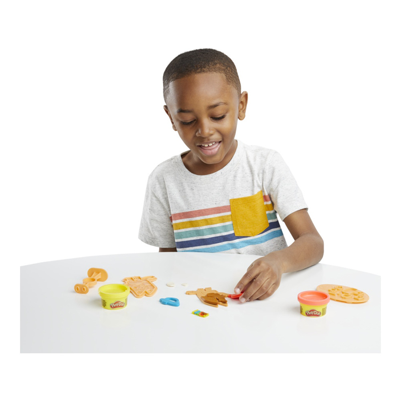 Hasbro Play-Doh Bluey Make n' Mash Costumes F4374