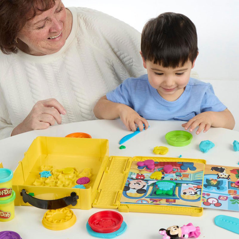 Hasbro Play-Doh Disney Junior Shape A Story G2324
