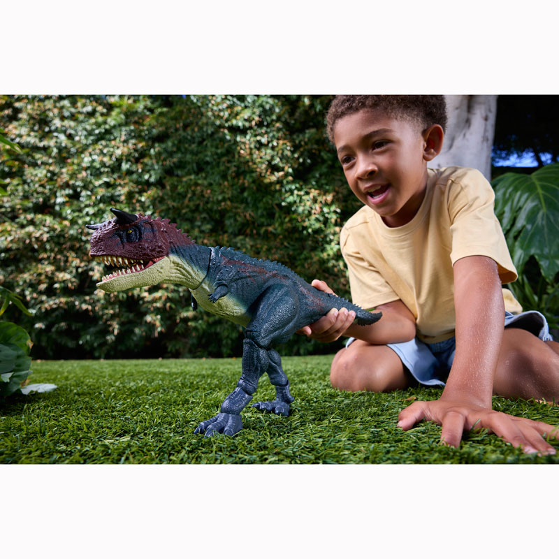 Mattel Jurassic World Charge 'N Chomp™ Carnotaurus με ήχους & λειτουργία επίθεσης 43cm JKG85