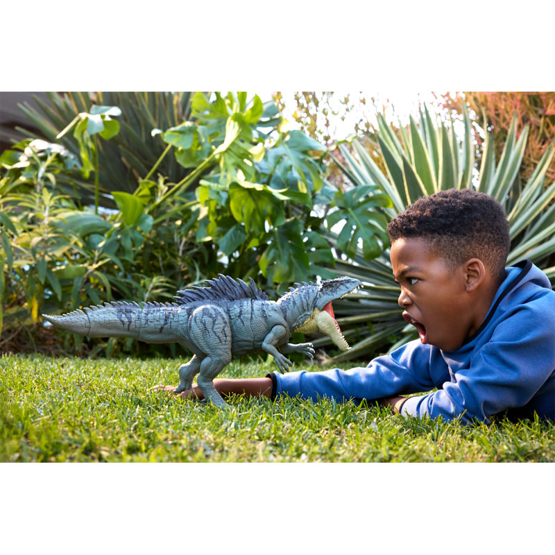 Mattel Jurassic World Rebirth Colossal Chomp Giganotosaurus JKG93