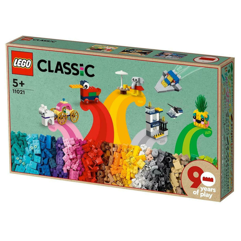 LEGO Classic 90 Years of Play 11021