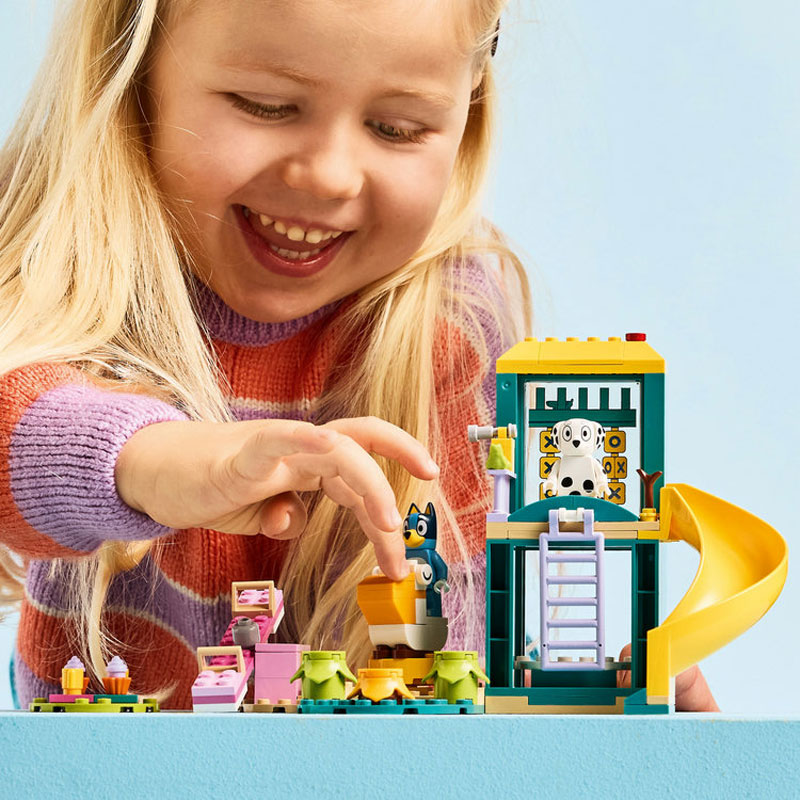 LEGO® Bluey Playground Fun With Bluey & Chloe 11201