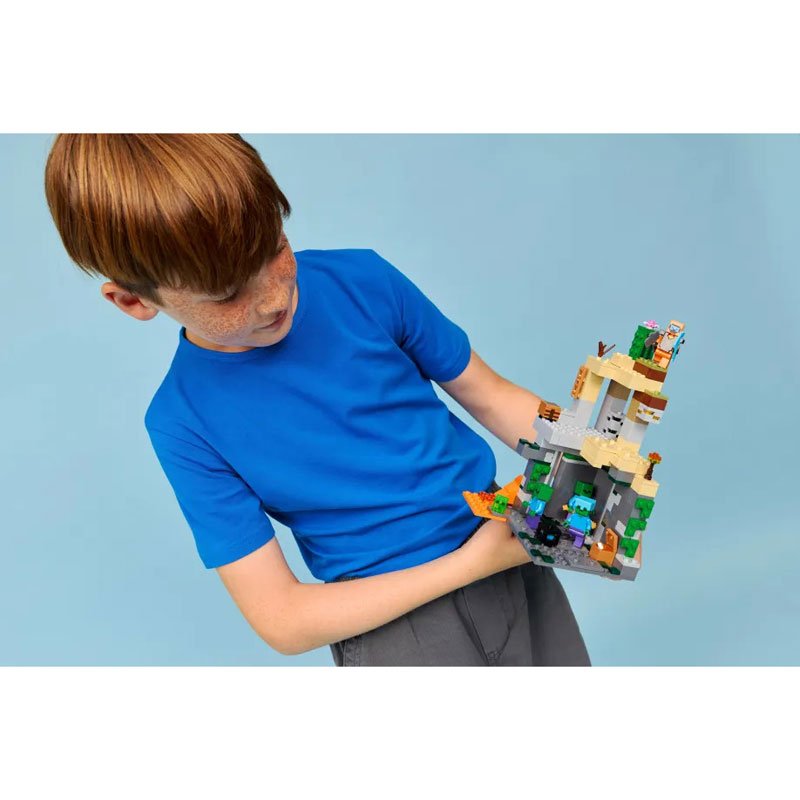 LEGO Minecraft Zombie Dungeon 21587