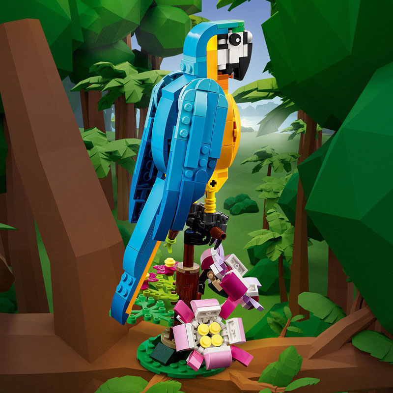 Lego Creator 3-in-1 Exotic Parrot 31136