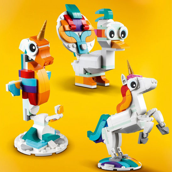 Lego Creator 3-in-1 Magical Unicorn 31140