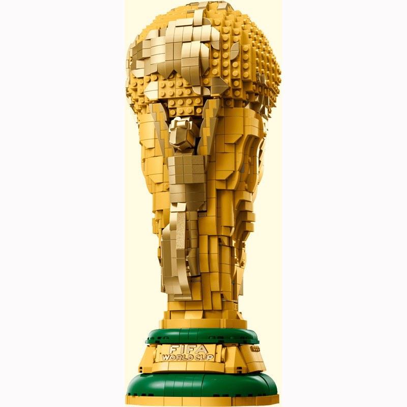 LEGO® Editions FIFA World Cup™ Official Trophy 43020