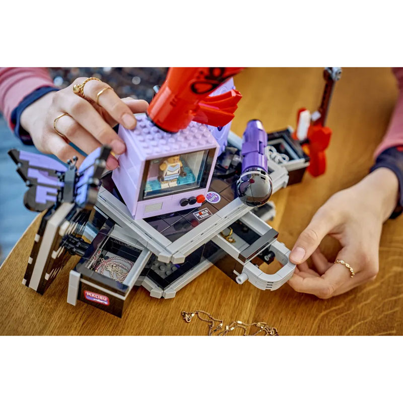 Lego® Editions Olivia Rodrigo's Secret Storage 43030