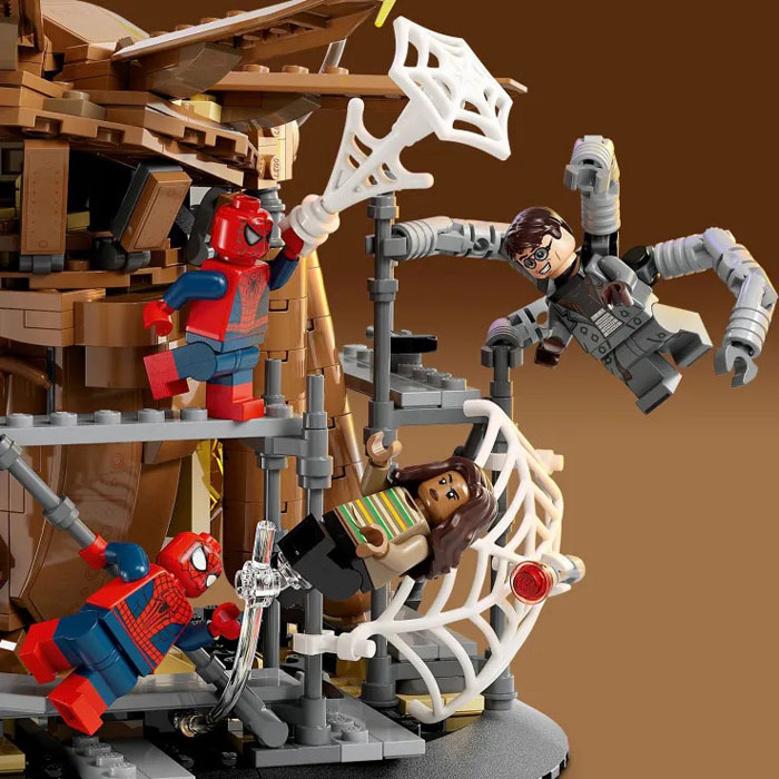 LEGO Super Heroes  Spider-Man Final Battle 76261