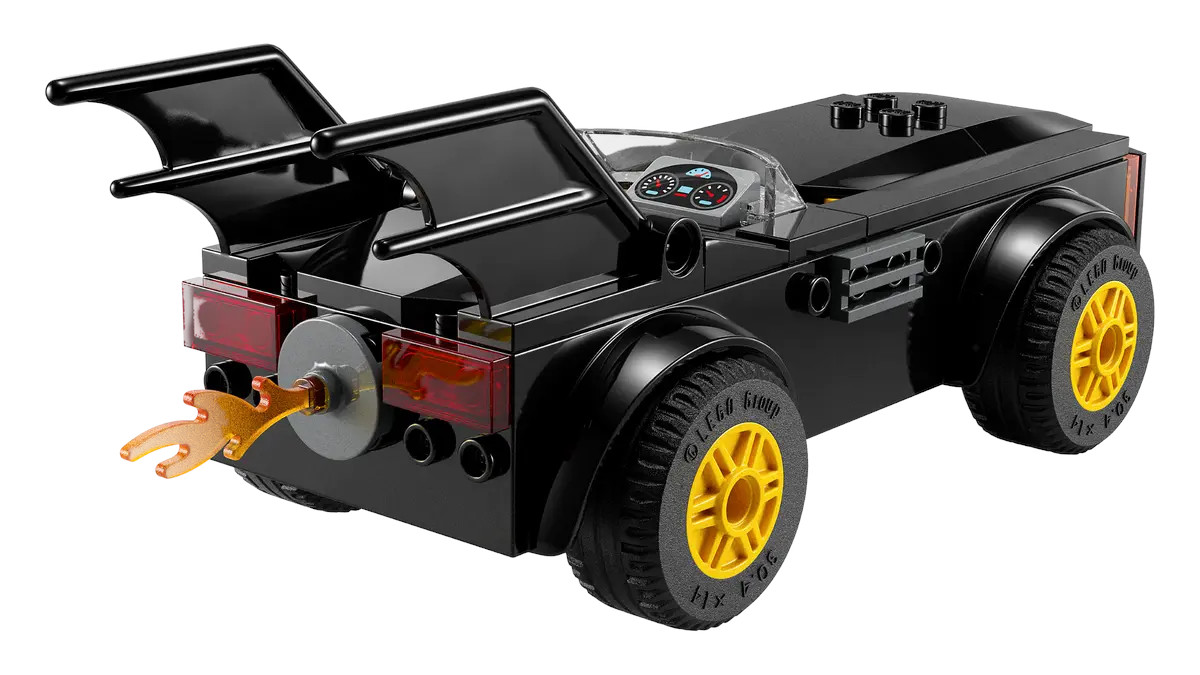 LEGO Super Heroes Batmobile Pursuit: Batman vs. The Joker 76264