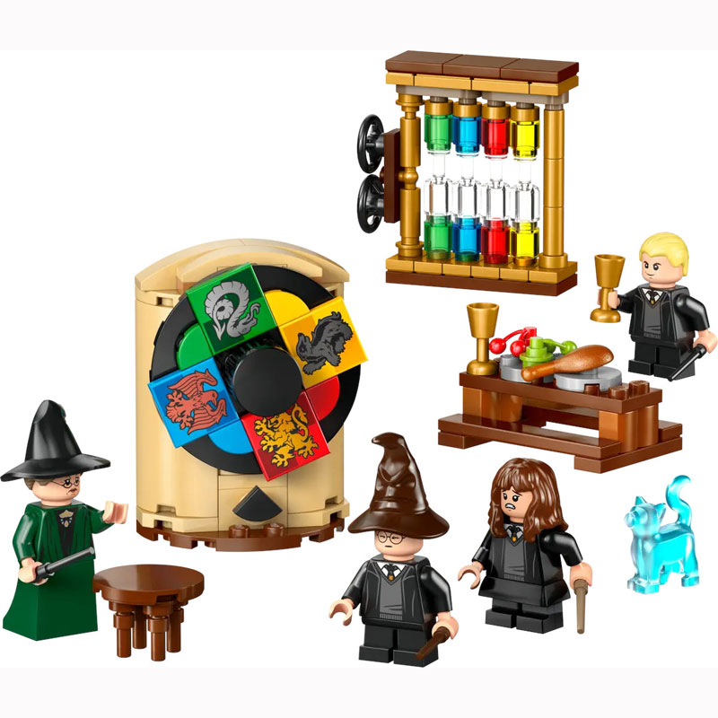 LEGO Harry Potter™ Hogwarts™ Castle: Sorting Hat™ Ceremony 76460