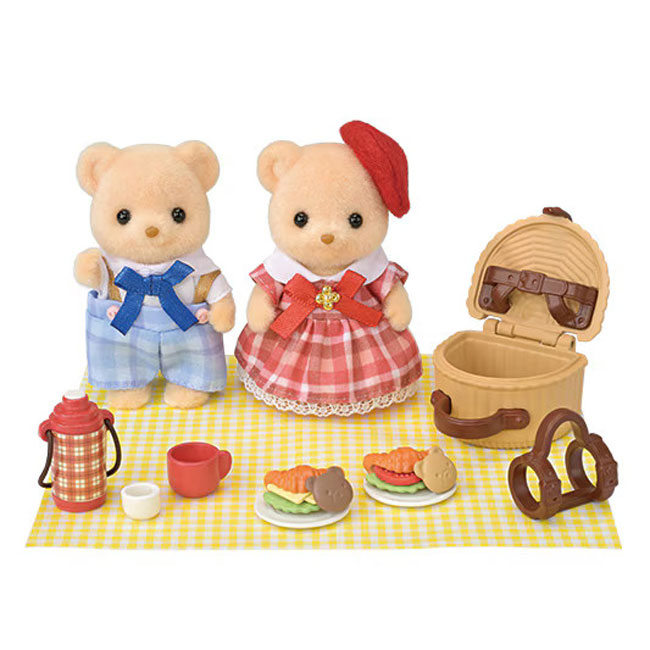 Sylvanian Families Biscuit Bear Sister & Brother Delicious Picnic 5852