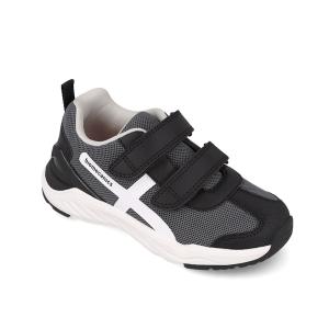 Sneaker με αυτοκόλλητα - 35438