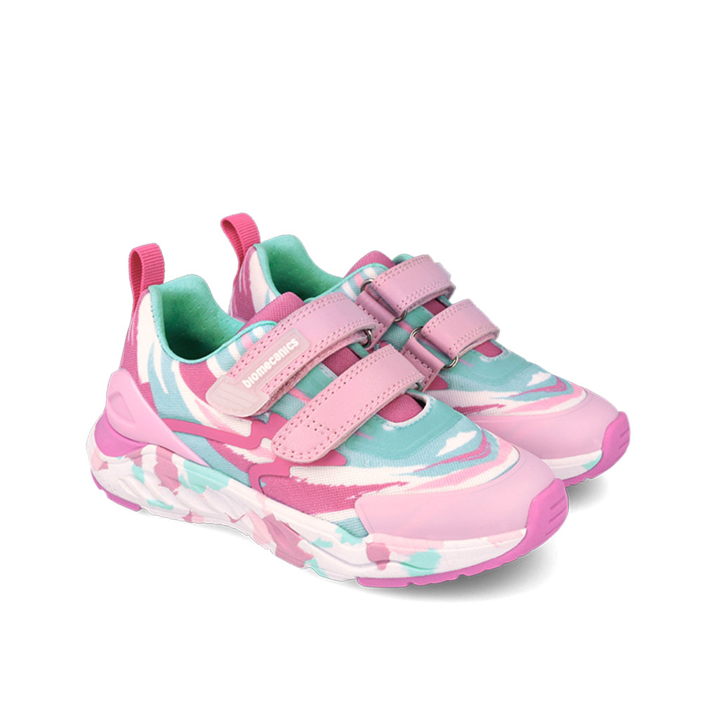 Αθλητικό με αυτοκόλλητα