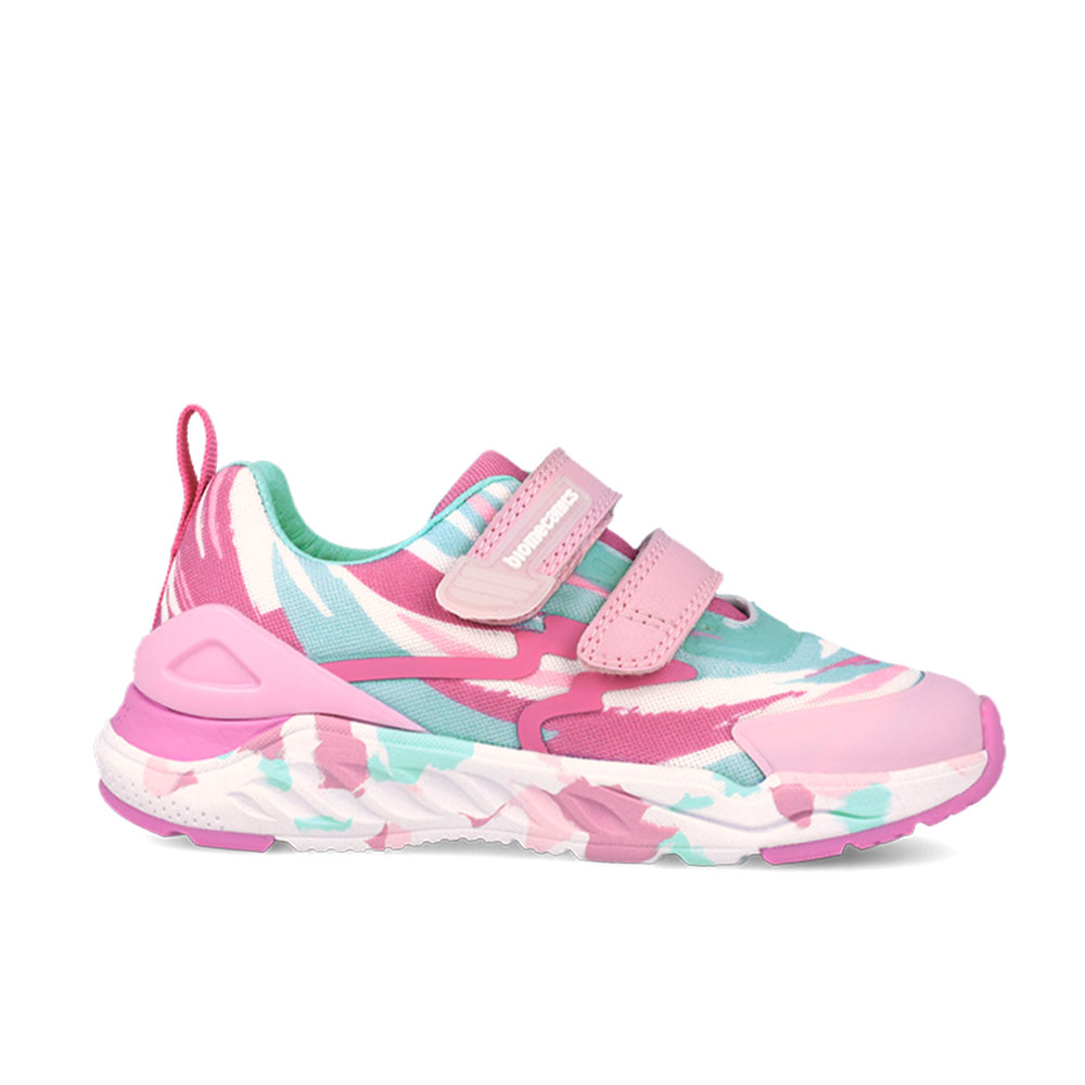 Αθλητικό με αυτοκόλλητα