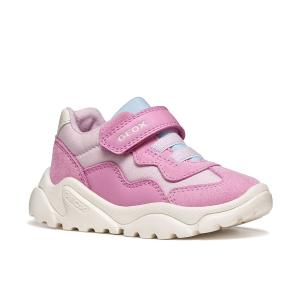 Sneaker με αυτοκόλλητο - 35900